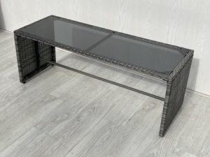 Juego de Muebles de Jardín de Ratán PE Moderno de 4 Piezas, Directo de Fábrica en Vietnam, con Mesas de Vidrio Templado y Cojines para Exteriores - Product Image 6