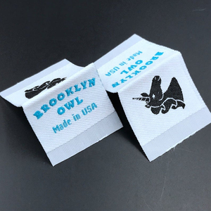 Étiquettes de vêtements sur mesure fabriquées en usine Logo tissé Etiquette imprimée en soie satinée Logo tissé personnalisable en cuir de coton - Product Image 5