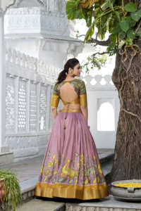 Elegante Dola Silk Kalamkari Print Lehenga Choli con borde Zari y borla Dupatta para Ropa Étnica festiva Compradores al por mayor - Product Image 2