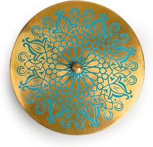 Belle conception de gravure Boîte à épices en laiton de bonne qualité boîte à épices design en laiton en métal avec touche dorée - Product Image 1