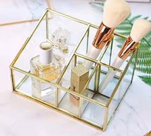 Estuche de Almacenamiento de Joyería Hecho a Mano con Acabado Dorado, Diseño Cuadrado Moderno, Metal y Hierro, Tapa de Cristal Transparente, Nuevo y en Oferta - Product Image 4