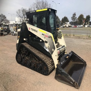Chargeuse compacte d'occasion robuste disponible en stock, livraison rapide garantie, achetez cet équipement de construction compact - Product Image 3
