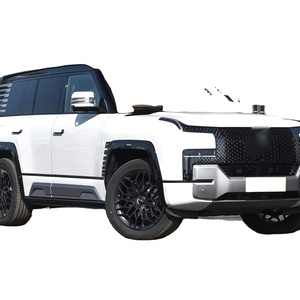 VUS de luxe à autonomie étendue 2024 | Véhicule à haute vitesse à énergie nouvelle avec système à double moteur | Voiture tout-terrain électrique intelligente - Product Image 1