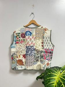 Veste matelassée en coton pour femmes, veste ouverte sur le devant, veste à rayures, veste matelassée vintage faite à la main, nouveau style bohème - Product Image 6