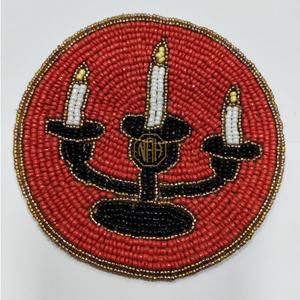 Élégance intemporelle Dessous de verre à thé perlé fabriqué à la main Design floral avec motif de vase Forme ronde Décor de table élégant Tapis et tampons - Product Image 4