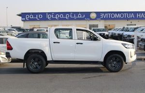 Tout nouveau Toyota Hilux Adventure 4x4 2025, 4 cylindres, 235 ch, essence, transmission automatique, 4 roues motrices, direction à gauche - Product Image 4