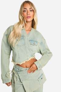 แจ็คเก็ตยีนส์ผู้หญิงทรงครอปติดกระดุม สไตล์ลำลอง ผลิตจากโรงงานโดยตรง ผ้าฝ้าย 100% ระบายอากาศได้ดี ซักได้ ใส่ได้ทุกวัน สำหรับฤดูใบไม้ผลิ/ฤดูใบไม้ร่วง - Product Image 3