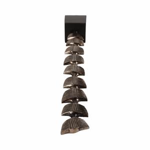 งานประติมากรรมโลหะรูปทรงโต๊ะ ดีไซน์ทันสมัย โดดเด่นเป็นเอกลักษณ์ เหมาะสำหรับตกแต่งบ้าน สำนักงาน ห้องนั่งเล่น และการตกแต่งภายในสไตล์ร่วมสมัย - Product Image 3