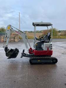 Vente flash : Excavatrice sur chenilles d'occasion Takeuchi TB2150 en bon état, équipement de chantier, moteur d'occasion, composant principal, 3000 kg - Product Image 6