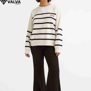 Sweat-shirt sur mesure Sweat-shirt décontracté de style dernier cri pour femmes Hoodies de teinture unie personnalisés selon votre marque. - Product Image 6