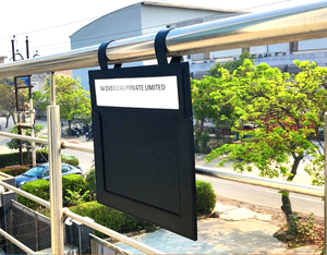 Tablero de buscapersonas de cuero sintético (13x13 pulgadas) Superficie brillante impermeable Correa colgante fácil de llevar Mango trasero para una recogida conveniente - Product Image 3