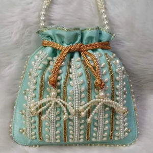 2025 elegante bolsa de muñeca Potli con cuentas de cristal piedras perlas y bordado Dabka para ropa de fiesta y boda - Product Image 1
