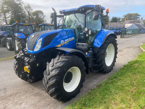 New Holllland T7.230 Tracteurs d'occasion à vendre - Product Image 2