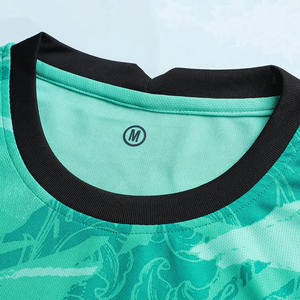 Kits de camisetas de fútbol con parches personalizados gratis, ropa de fútbol transpirable y cómoda para hombres al por mayor, fabricados por Tell Us Apparel - Product Image 3