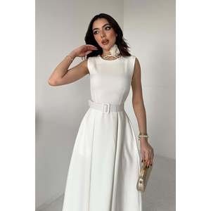 Robe évasée à col halter blanc cassé - Ecru - Product Image 4