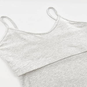 Soutien-gorge de sport sans manches côtelé à col rond pour femmes Débardeur rembourré pour filles Athletics Oversized Tshirt - Product Image 3