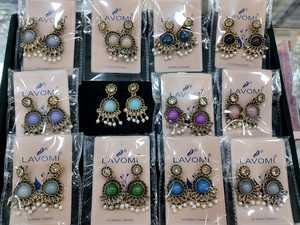 เครื่องประดับแฟชั่นต่างหูผู้หญิงต่างหูเงาสีทองสไตล์อินเดียสำหรับผู้หญิงและเด็กผู้หญิงเครื่องประดับแบบดั้งเดิม - Product Image 3