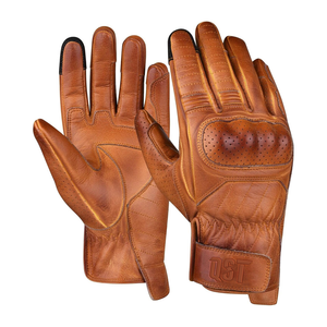 QST Logo personnalisé Gants de moto en cuir avec jointures dures Gants d'équitation coupe-vent antidérapants pour hommes et femmes - Product Image 5