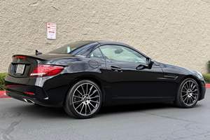 MERCEDES-BENZ SLC300 2018 USADO, Volante a la Izquierda/Derecha - Product Image 5