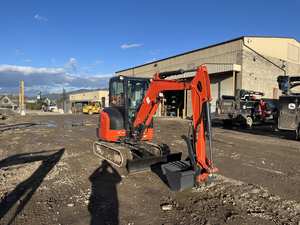 Mini-excavatrice Kubota KX033-4 2019 - Chargeur compact durable de 3,3 tonnes avec fonctionnement fluide - Product Image 4