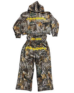 2025 Suministro directo de fábrica Logotipo personalizado Impreso Hombres Chándales Venta caliente Últimos chándales casuales de moda para hombres - Product Image 1