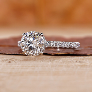 แหวนเพชรทรงกลม 2.0 กะรัต เพชรเพาะเลี้ยงในห้องปฏิบัติการ แหวนหมั้น แหวนแต่งงาน ประดับเพชรแบบพาเว่ วงแหวนสองวงซ้อนกัน ของขวัญวันครบรอบ แหวนเพชรสำหรับผู้หญิง - Product Image 3