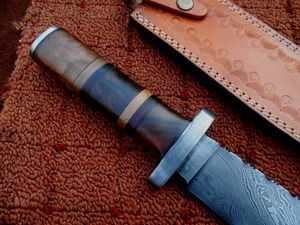 Cuchillo Bowie de Caza Hecho a Mano con Borde Dentado de Acero Inoxidable, Hermoso Mango de Madera, Herramienta de Caza de Alta Calidad para Exteriores, Regalo OEM - Product Image 3