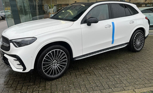 SUV de luxe d'occasion vérifié, 2.0 L Turbo essence automatique, version européenne - Product Image 2