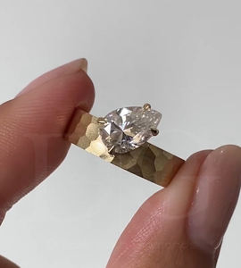 Anillo de compromiso de moissanita corte pera 1,00 CT, anillo de bodas solitario, anillo de Maribel, alianzas de boda, joyería fina - Product Image 6