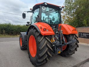 Compre Tractores Agrícolas M7153 Premium de 70HP 4WD Nuevos y Usados con Transmisión por Engranajes, Motor, Caja de Cambios y Bomba Certificadas, 0-2000 Horas - Product Image 5
