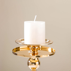 Bougeoir de Noël festif de lanterne de candélabre en laiton classique pour les tables de vacances et les espaces de vie bougeoir décoratif - Product Image 2