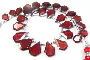 ลูกปัดโกเมนเหลี่ยมเพชรพลอยสีแดง8.5-14มม. 25ชิ้นโกเมนโมซัมบิกธรรมชาติ10 "สาระโกเมนโกเมนแอฟริกันลูกปัดแฟนซีสำหรับเครื่องประดับ - Product Image 4