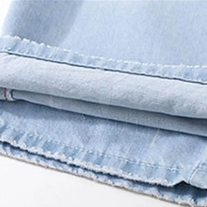 กางเกงยีนส์ขาสั้นของผู้ชายแบบสั่งทำได้ - Product Image 4