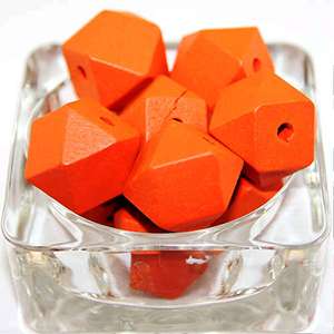 Cuentas de Madera de Hinoki Cuadradas Facetadas, Cuentas de Madera Naturales de Forma y Color Personalizados, Producto Indio Hecho a Mano - Product Image 1