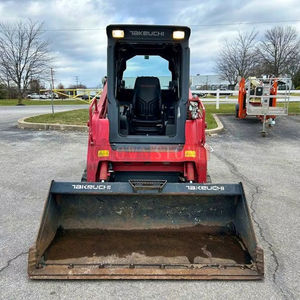 Chargeuse sur chenilles compacte diesel Takeuchi TL8 2015 avec moteur Kohler et hydraulique Huade haute performance - Product Image 1