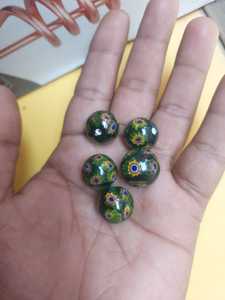 Perles de verre de couleurs mélangées faites à la main avec motif floral pour la fabrication de bracelets - Product Image 4