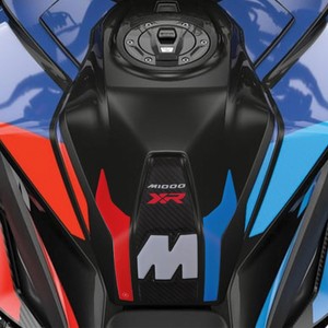 Adesivi Protettivi 3D Personalizzati per Serbatoio Moto BMW M 1000 XR, Decorazione Elegante - Product Image 3