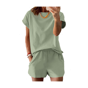 Ensemble deux pièces pour femmes Ensemble de shorts décontractés à manches courtes et col en V pour femmes Costumes courts de sport pour femmes - Product Image 1