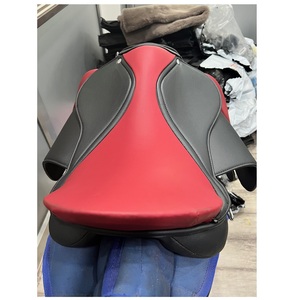 Nouveau Style Selle de Polo en Cuir Synthétique Modèle de Saut de Cheval Disponible en Rouge Jaune Noir Bleu-Vente en Gros à Bas Prix - Product Image 5