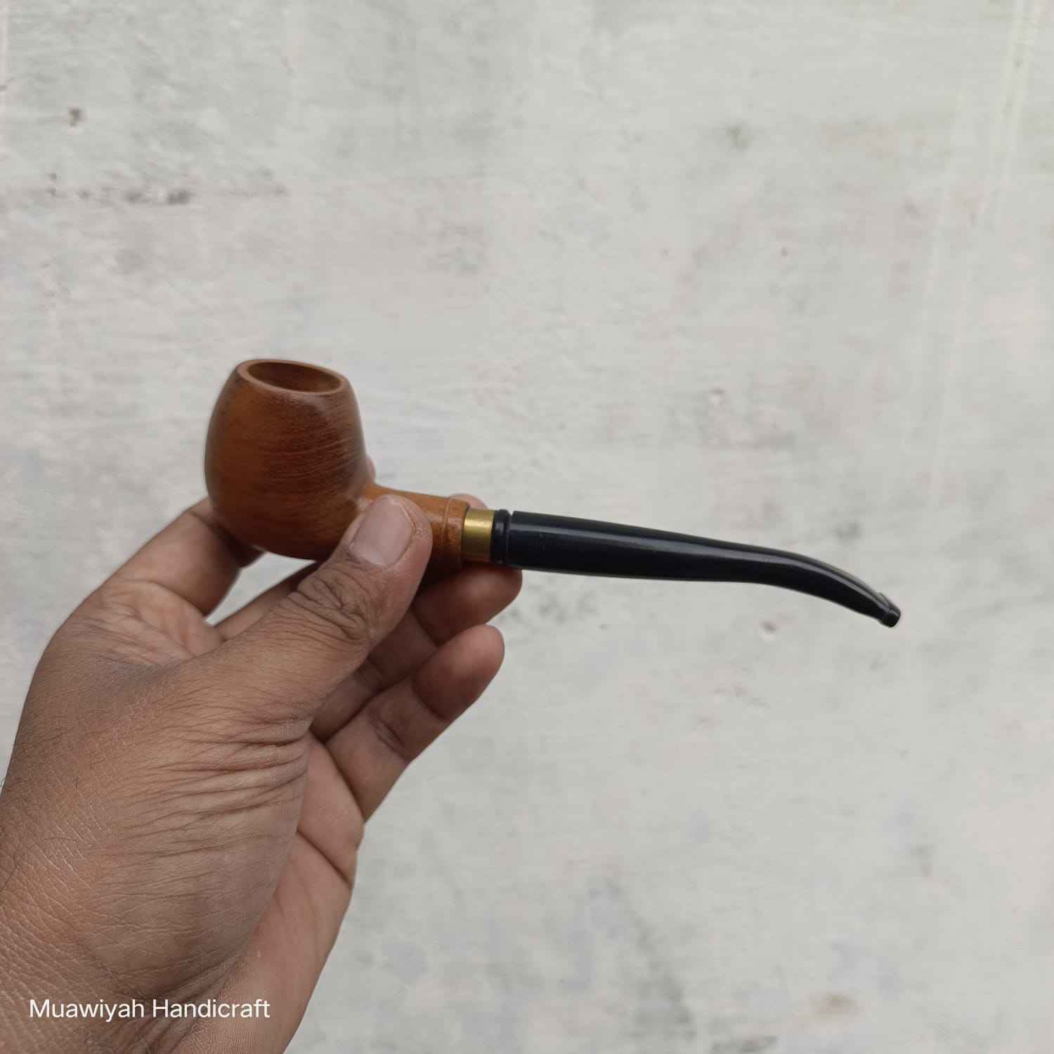 สีน้ำตาล