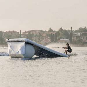 Rampe de <span class=keywords><strong>wakeboard</strong></span> gonflable portable pliable en stock, glissière de saut gonflable, rampe de <span class=keywords><strong>wakeboard</strong></span> flottante sur l'eau, skateboard - Product Image 2
