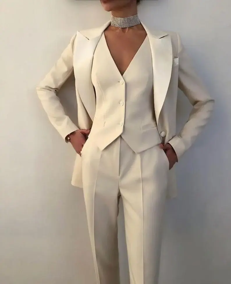 Veste de tailleur 3 pièces de meilleure qualité pour femmes pantalon blazer robes de grande taille été nouvelle femme deux pièces à la mode