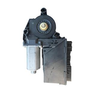 มอเตอร์ไฟฟ้าหน้าต่างด้านหน้าขวา AUDI A4 Avant (8ED) (04>08) - Product Image 2