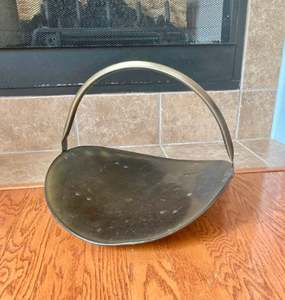 Large Metal Log Rack in <b>Grey</b> Perfect for Outdoor and Indoor Fireside Wood <b>Storage</b> Solutions and Stylish Organization - Product Image 3