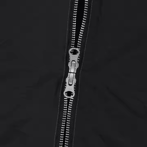 ชุดวอร์มไนลอนสองชิ้นพร้อมโลโก้และการออกแบบที่กำหนดเอง - Product Image 5