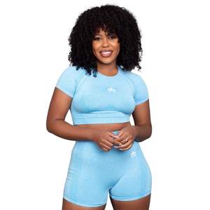 Ensemble de sport deux pièces sans couture pour femme : crop top et short taille haute extensible – Tenue de fitness active - Product Image 5