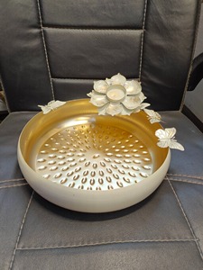 Nouvelle vente de Thali en métal décoratif pour Diwali et Noël, pour Pooja, Urli en laiton, vaporisateur, écologique, de haute qualité, décoration d'intérieur, Moradabad - Product Image 5