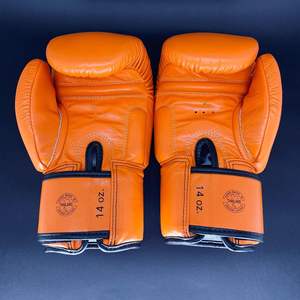 Guantes de Boxeo Profesionales de Cuero Sintético Cómodos de la Mejor Calidad con Características de Absorción de Humedad e Impermeabilidad Logotipo Personalizado - Product Image 4
