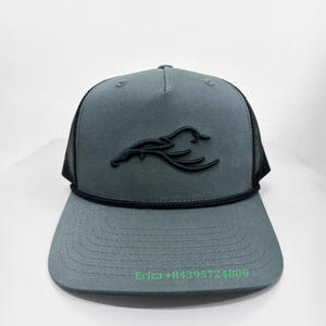 Sombrero de camionero de 5 paneles con logotipo personalizado de alta calidad con bordado 3D para rendimiento comercial directamente de la fábrica de Vietnam - Product Image 1