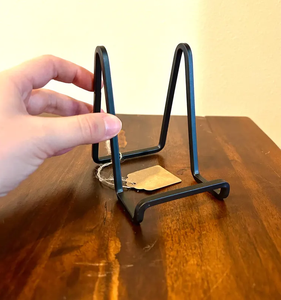 Support de plaque en fer artisanal élégant au design tendance pour la décoration intérieure de luxe, améliorant la visibilité des plaques décoratives - Product Image 3